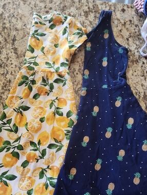 Sz 5T Old Navy Lemon Print Ss Everyday Dress & Navy Pineapple Dress - 2 Pack